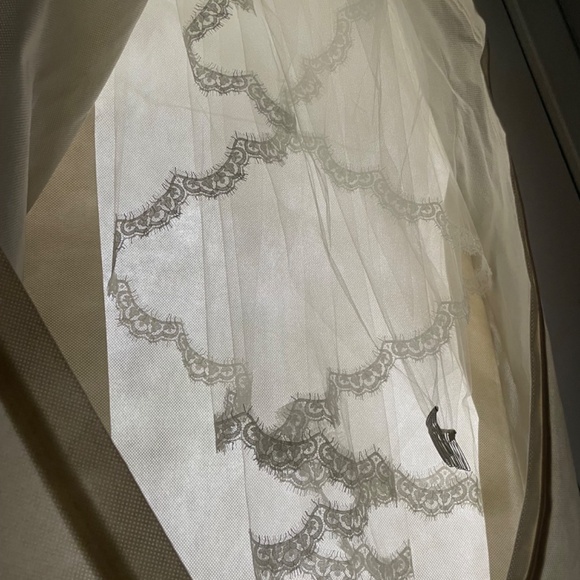 PARIS by Debra Moreland Dream Wedding Veil main image 5